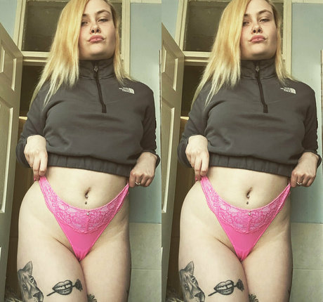 Foto di nudo di fuga di OnlyFans di Atlantis B