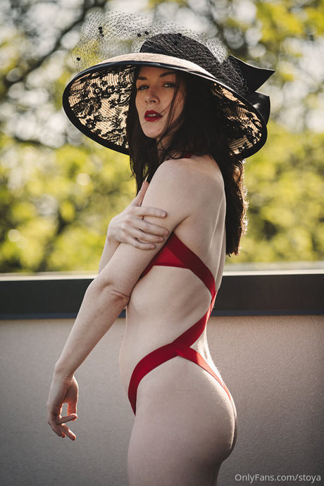 Stoya