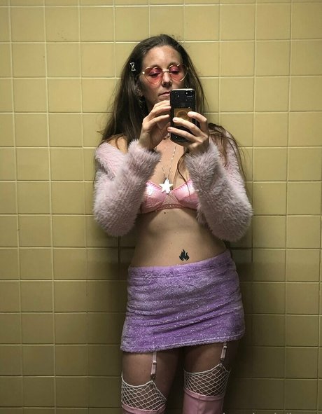 Foto di nudo di fuga di OnlyFans di Eskerdash