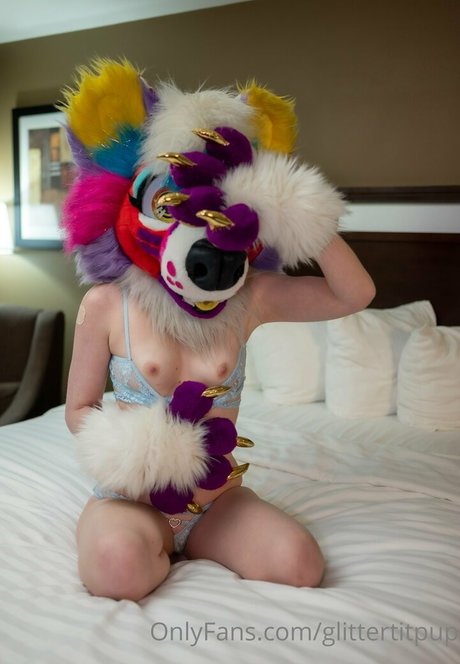 Glittertitpup