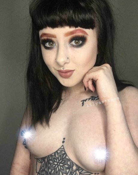 Petiteredheadbabyfree