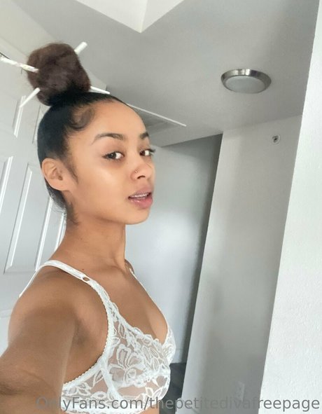 Thepetitedivafreepage