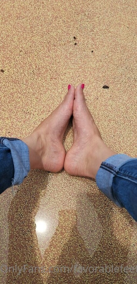 Favorablefeet11