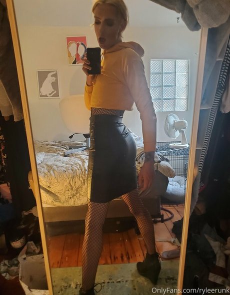 Foto di nudo di fuga di OnlyFans di Ryleerunk