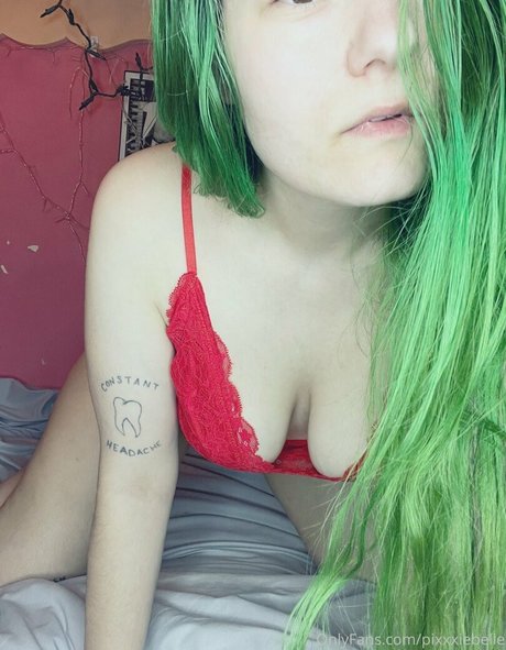 Pixxxiebelle