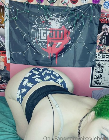 Pixxxiebelle