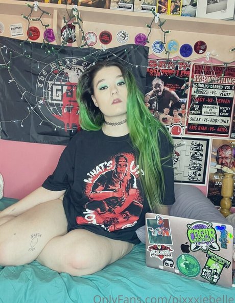 Pixxxiebelle