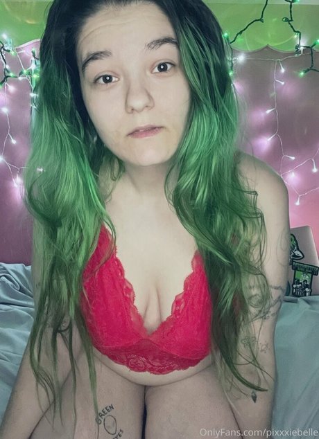 Pixxxiebelle