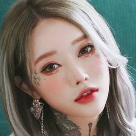 Foto di nudo di fuga di OnlyFans di Yoko