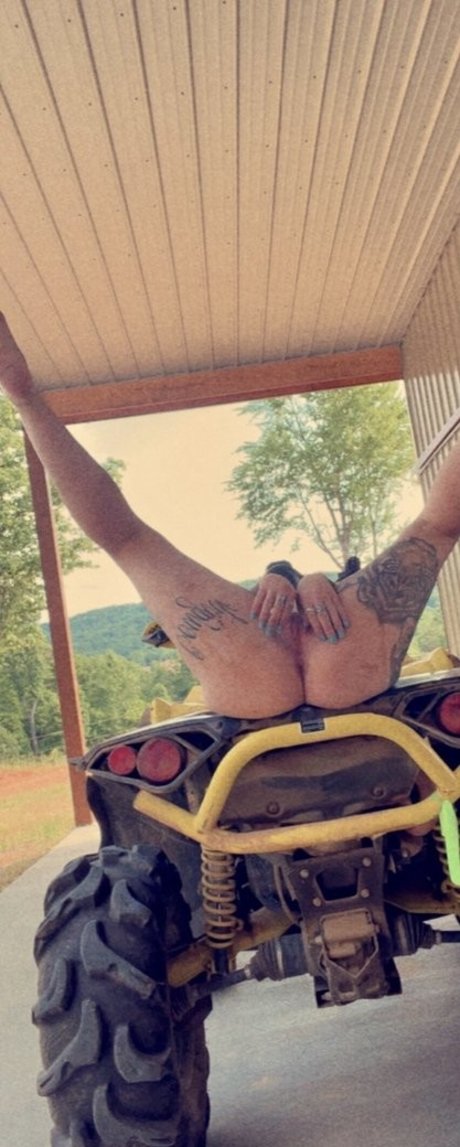 Foto di nudo di fuga di OnlyFans di Tierneyalise71