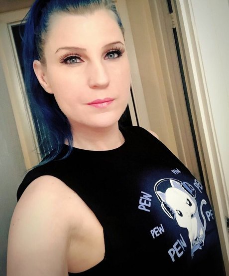 Leva Bates