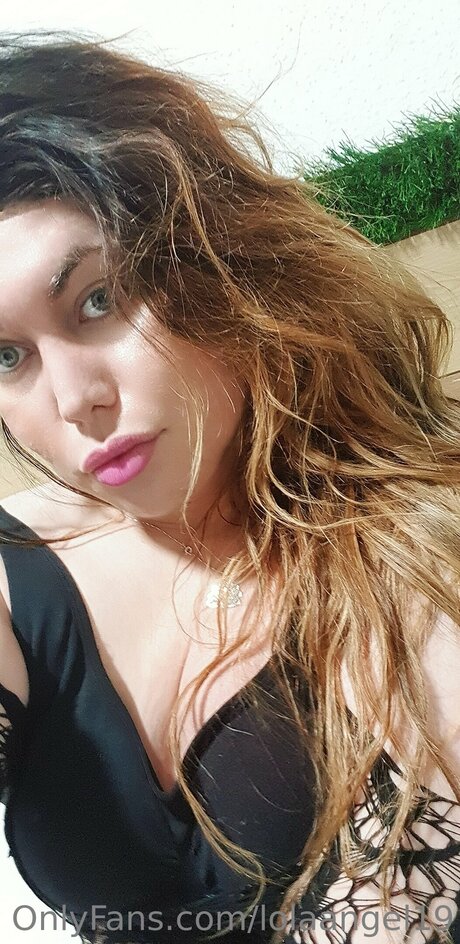 Lolaangel19