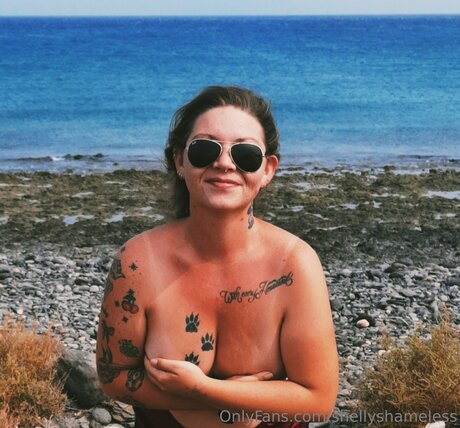 Shellyshameless