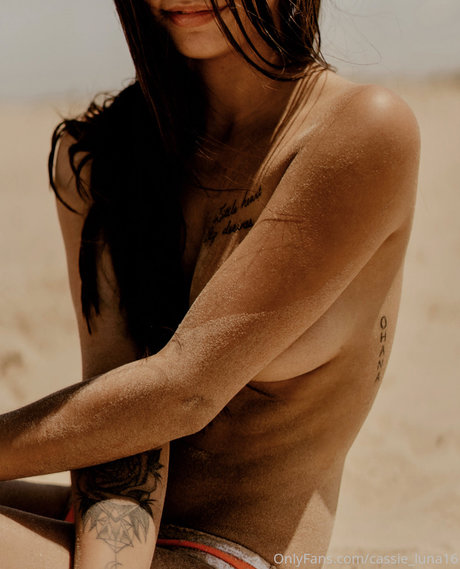 Cassie Luna