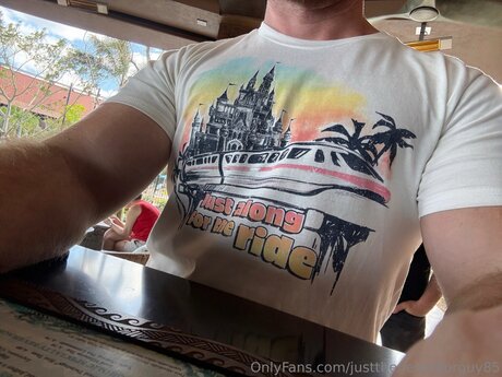 Justtheneighborguy85