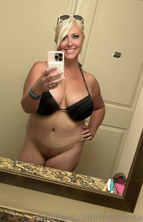 Nita Marie Milfqueen