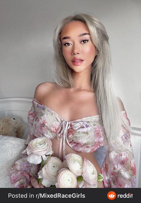 Foto di nudo di fuga di OnlyFans di Barbei