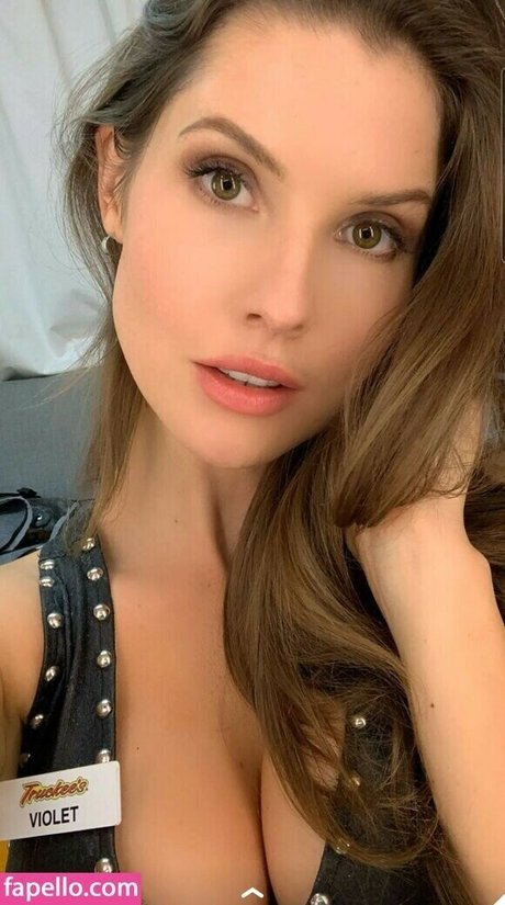 Amanda Cerny