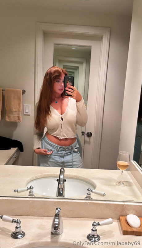 Foto di nudo di fuga di OnlyFans di Milababy69