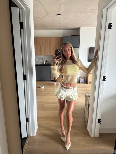 Foto di nudo di fuga di OnlyFans di Nursenatalia