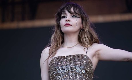 Lauren Mayberry