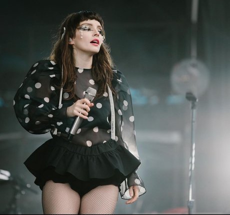 Lauren Mayberry