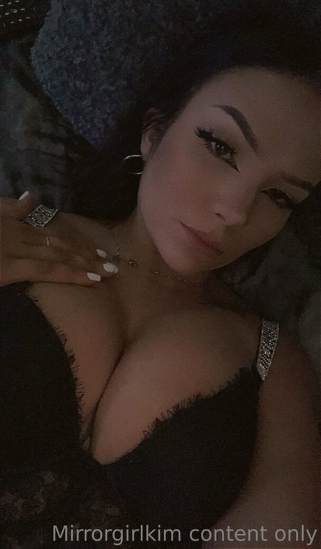 Mirrorgirlkim