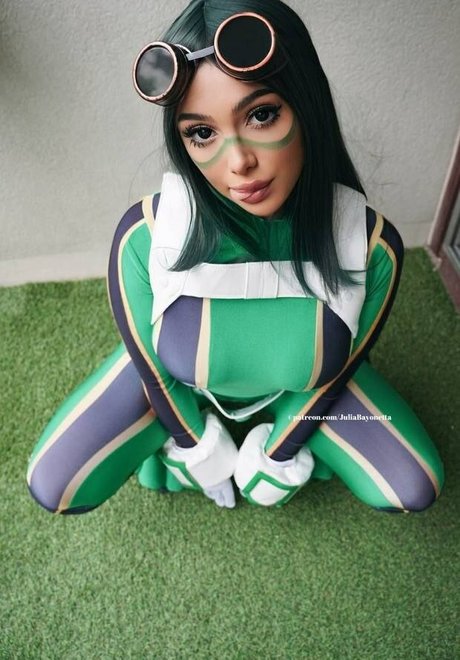 Julia Bayonetta