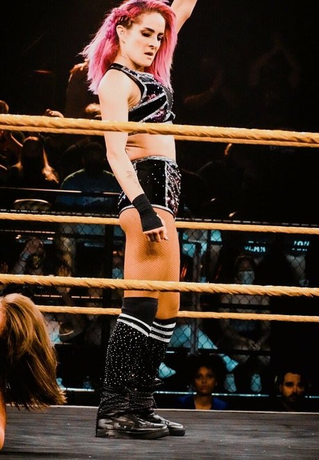 Dakota Kai