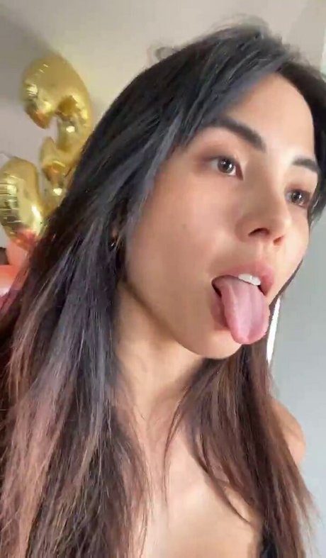 Anna Akana