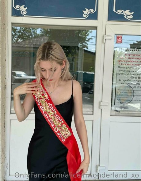 Aliceinwonderlandxo