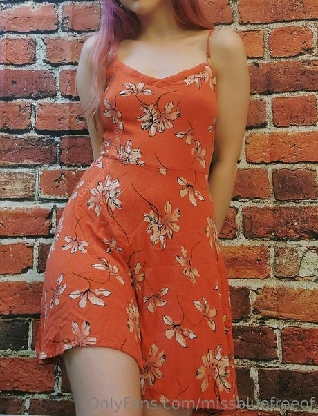 Missbluefreeof