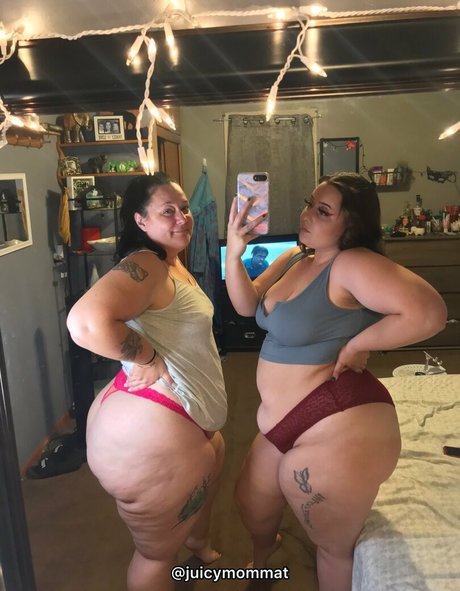 Juicymommat