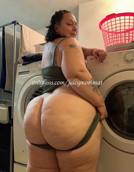 Juicymommat