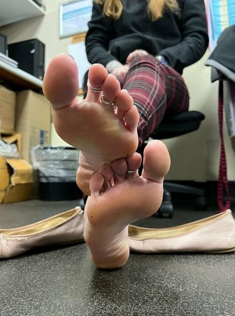 Sweetyfeetys03