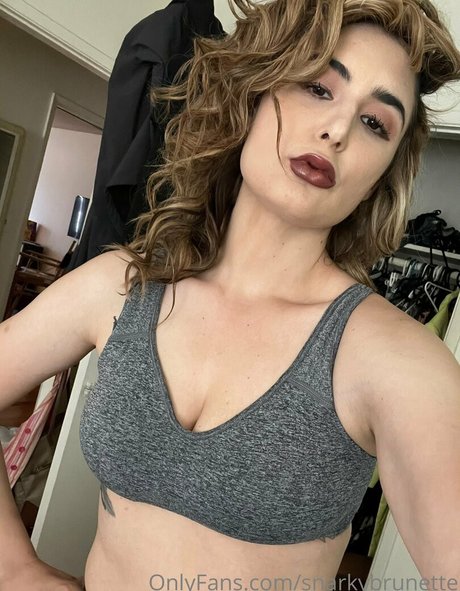 Snarkybrunette