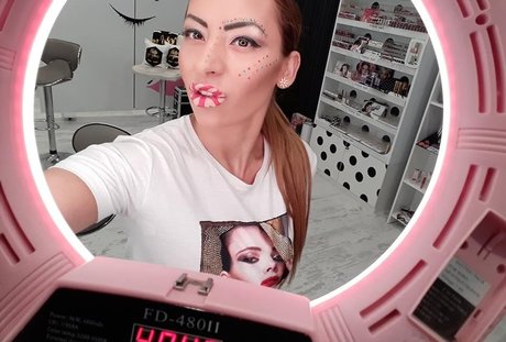 Marinela Adalbertova