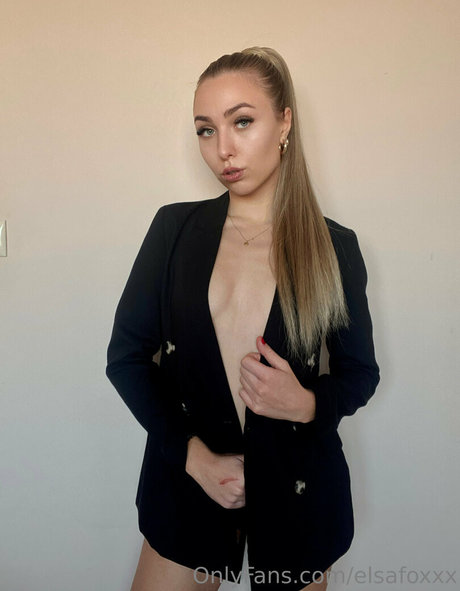 Elsafoxxx