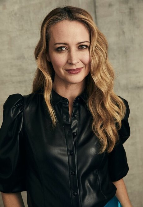 Amy Acker