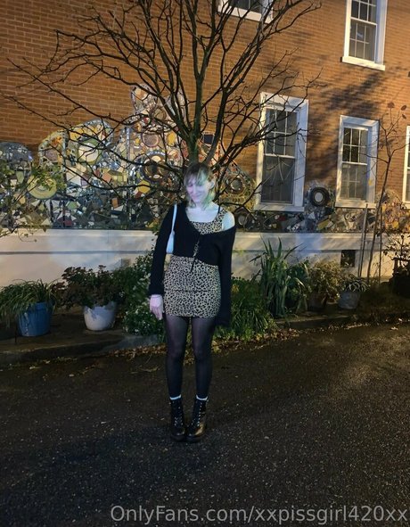 Xxpissgirl420xx