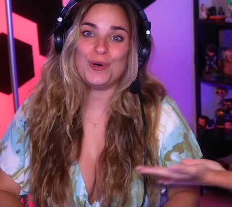 Kristen Stephensonpino