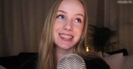 Nadine Von Relaxasmr