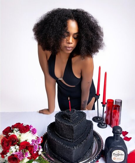 Foto di nudo di fuga di OnlyFans di Mearathedoll