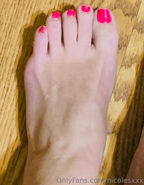 Nicolesxxx