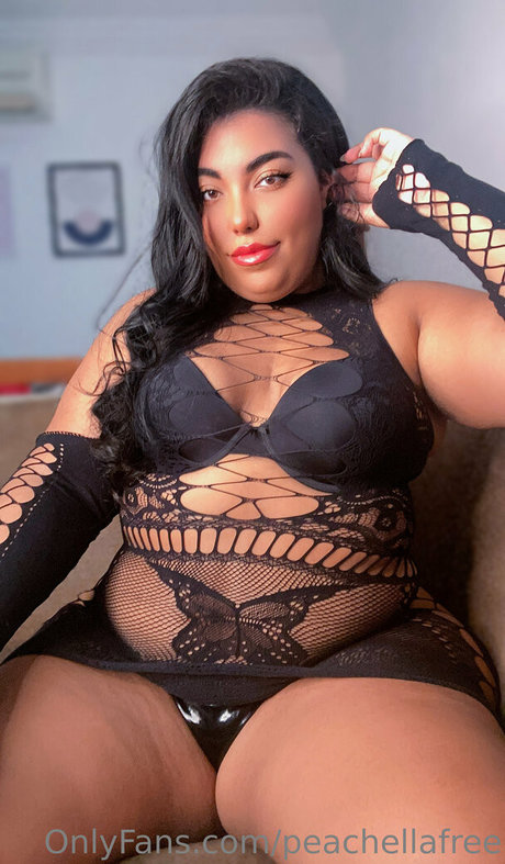 Peachellafree