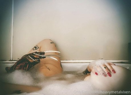 Heavymetalvixen