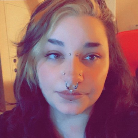 Foto di nudo di fuga di OnlyFans di Levi