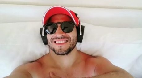 Mickey Santana Oficial