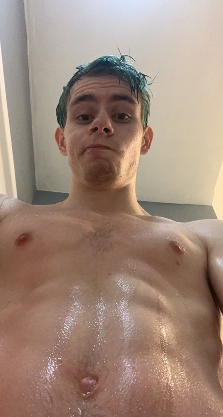 Foto di nudo di fuga di OnlyFans di J