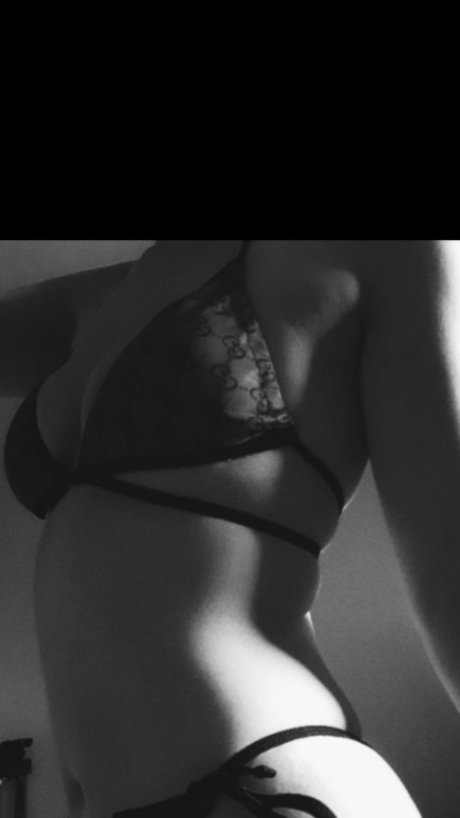 Foto di nudo di fuga di OnlyFans di Heather Moonstone